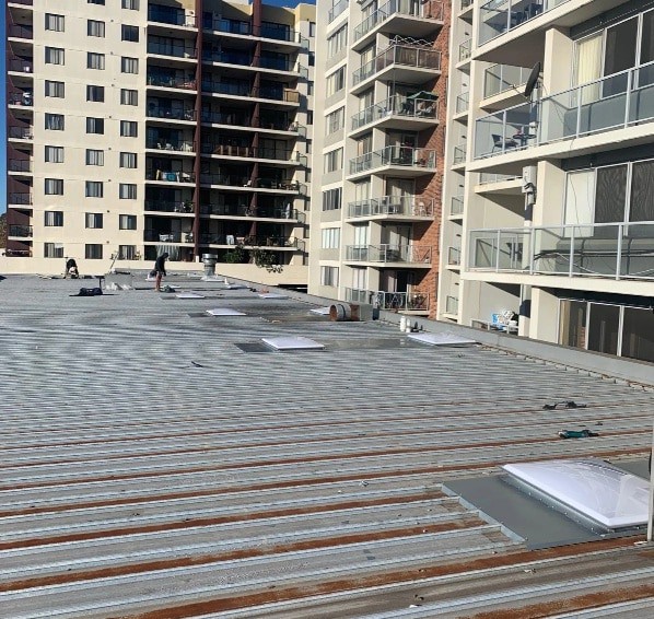 apartment roofing specialists repair image